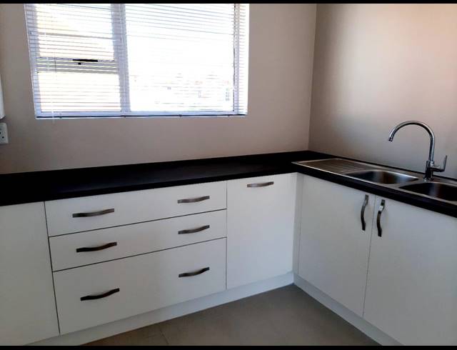 2 BEDROOM TOWNHOUSE RENTED IN FAIRVIEW